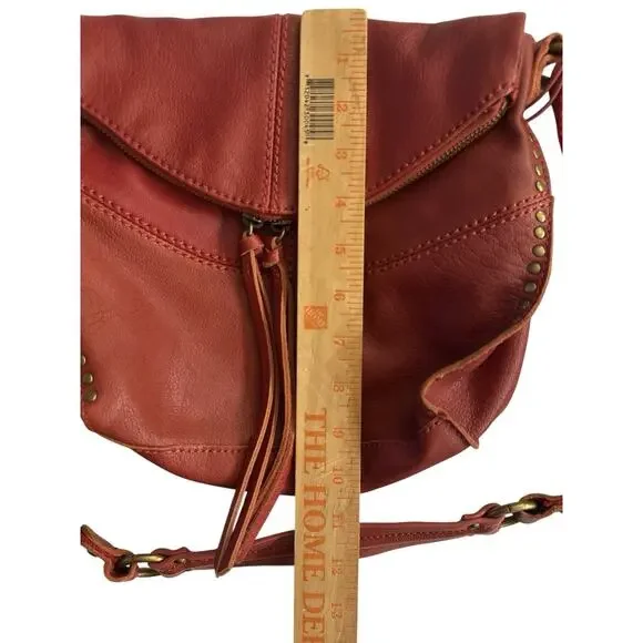The Sak Silverlake Red Leather Crossbody Shoulder Bag Studs Boho Moto Fob Charm - Picture 14 of 16
